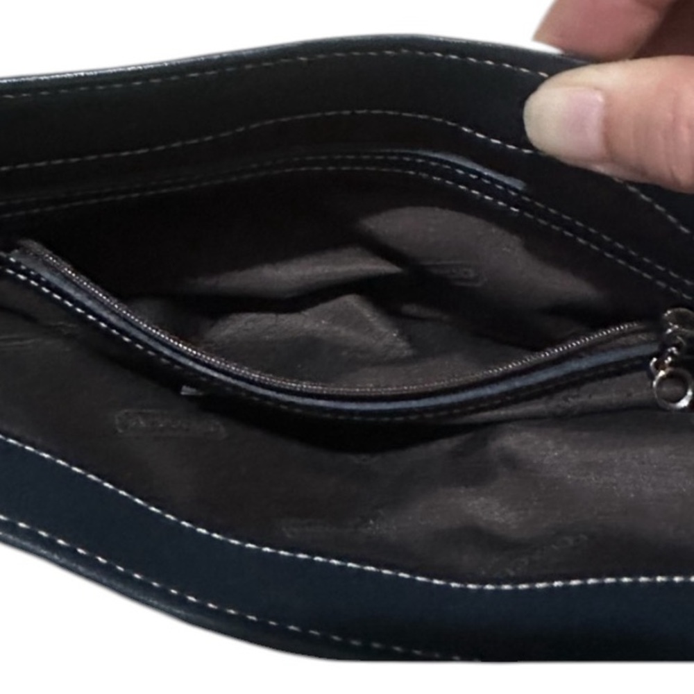 Vintage 90’s Coach Bleeker Flap Handbag Deep Navy Blue Leather & Wheat Canvas - Picture 15 of 16